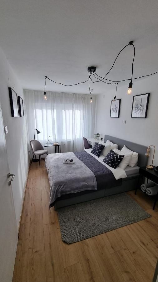 ביילובאר Apartman H8 מראה חיצוני תמונה