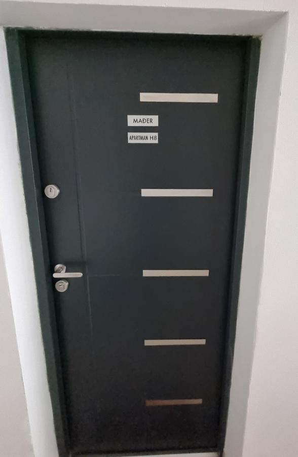 ביילובאר Apartman H8 מראה חיצוני תמונה